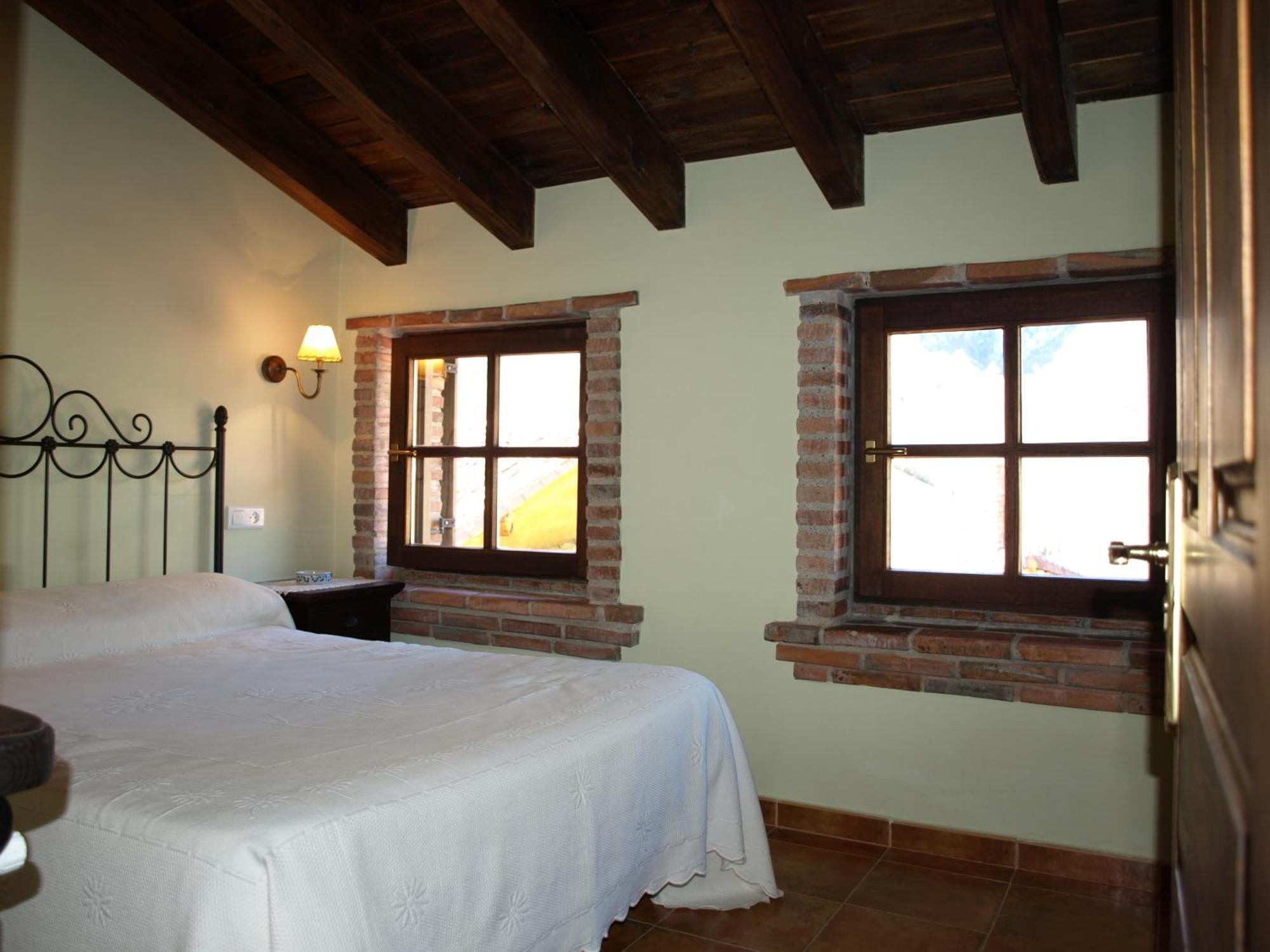La Currada Villa Taranes Oda fotoğraf